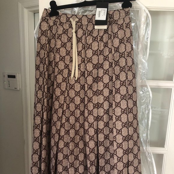 Gucci Interlocking GG Supreme Pleated Skirt New with Tags - Picture 4 of 6